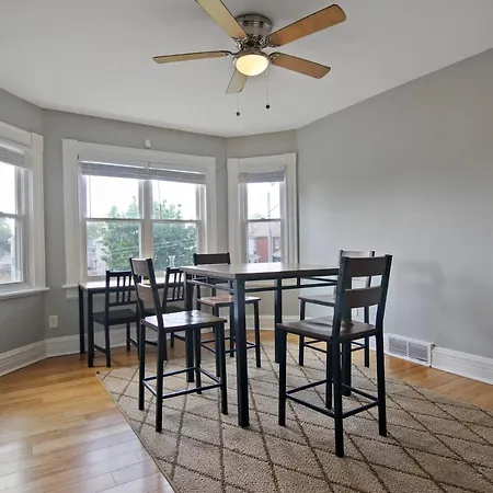 Housepitality - The Franklinton Crown - Location Apartment